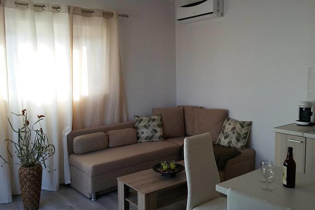 Nianthy Apartments Faliraki Extérieur photo