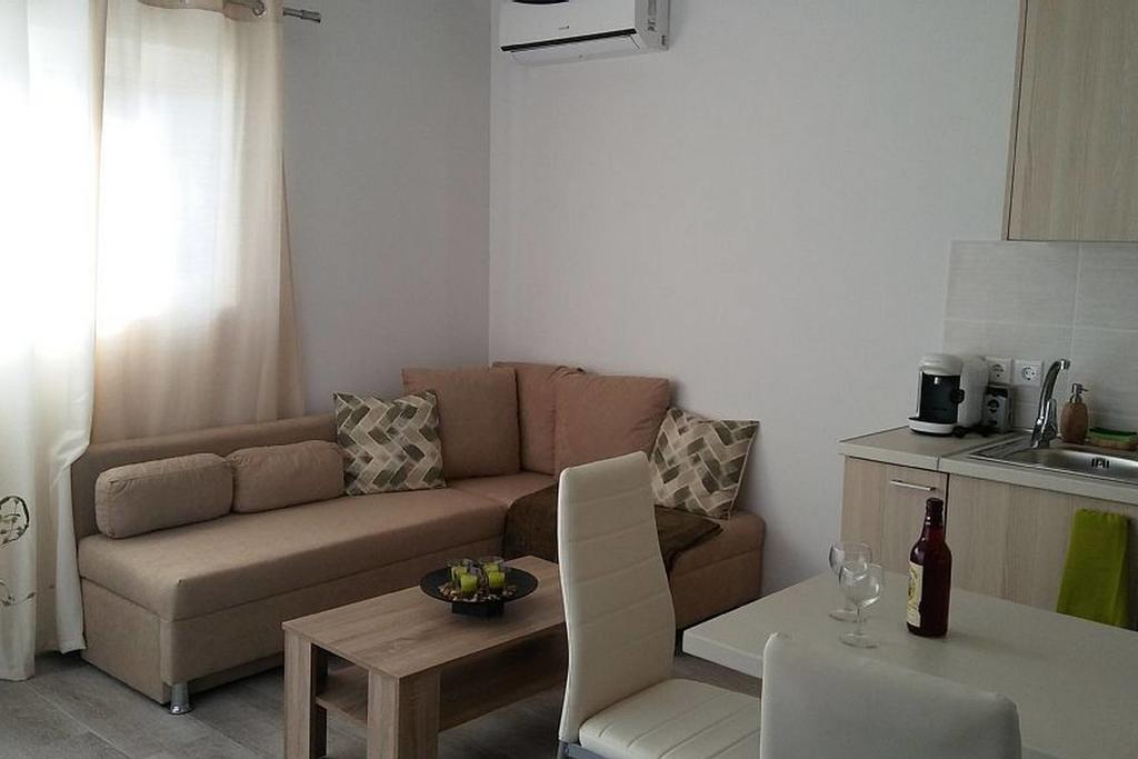 Nianthy Apartments Faliraki Extérieur photo